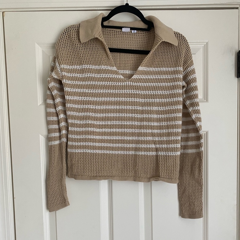 The Gap Long Sleeve top